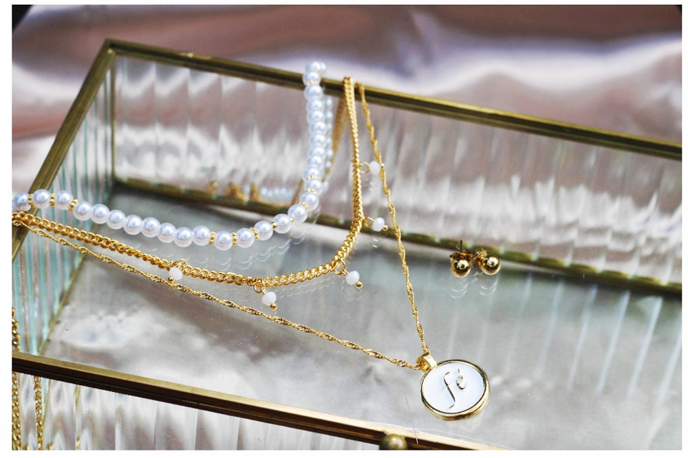 Collar tripple FE con Aretes Banho Oro 24K
