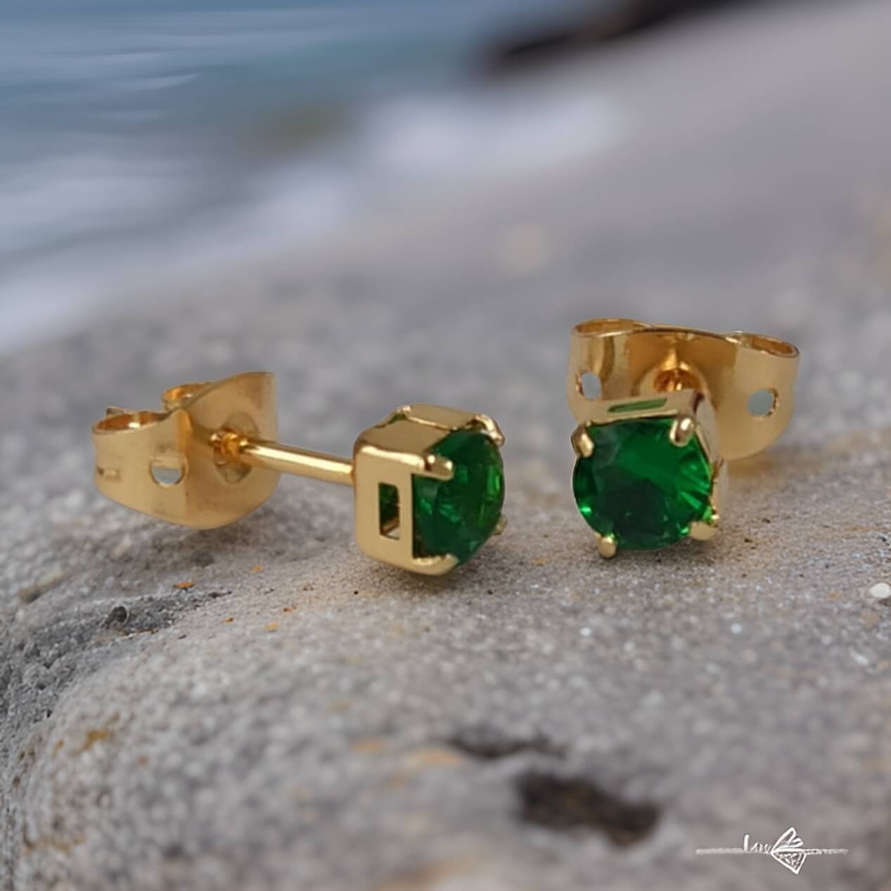 Topo  con piedra cristal Verde y Oro Laminado